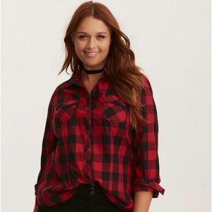 Torrid plaid twill camp shirt red and black checkered flannel Size 3x